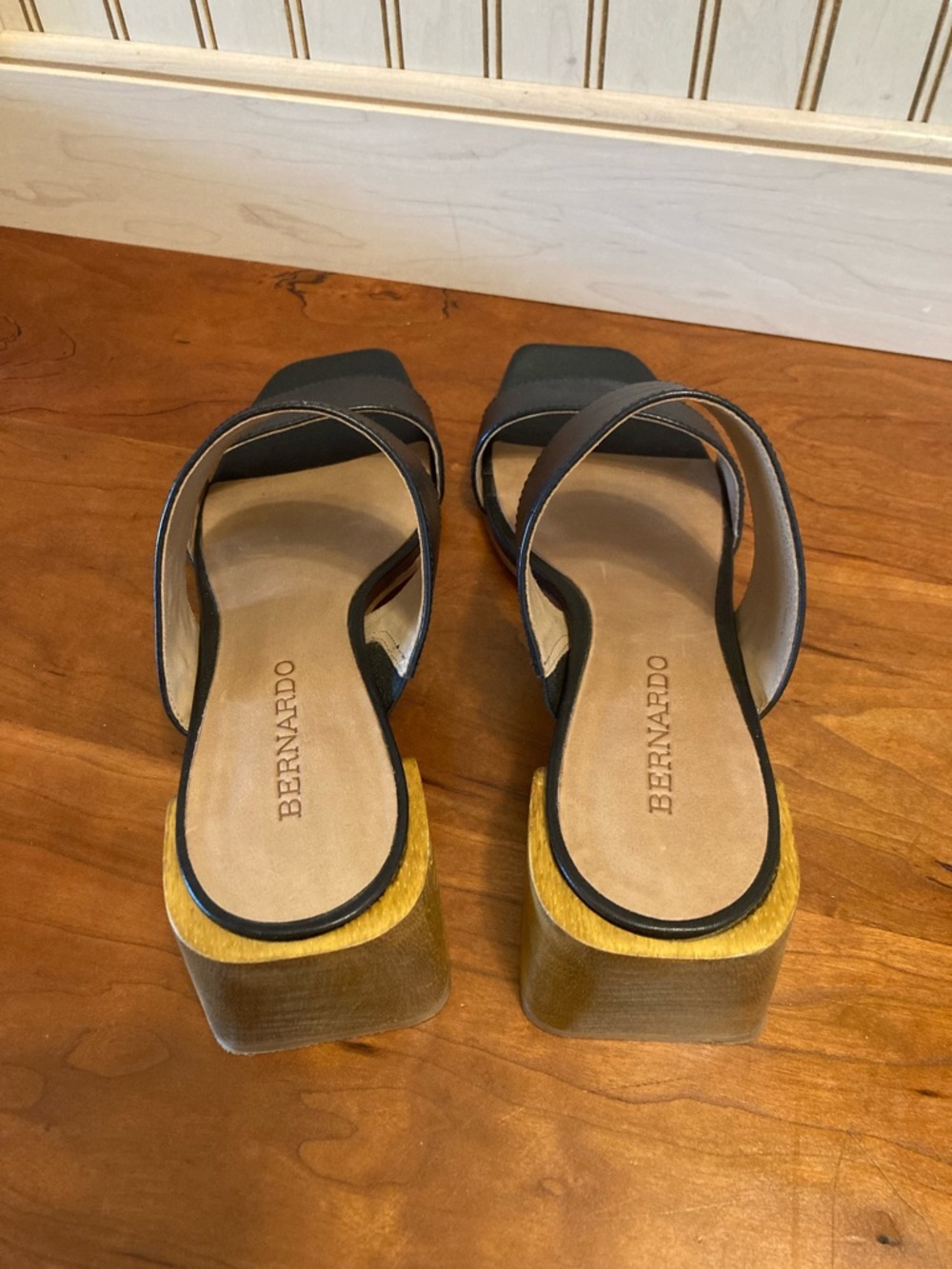 Bernardo Black Double Strap, Square-Toe Slide Mules - Picture 5 of 9